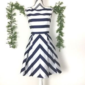 Jessica Simpson Dress